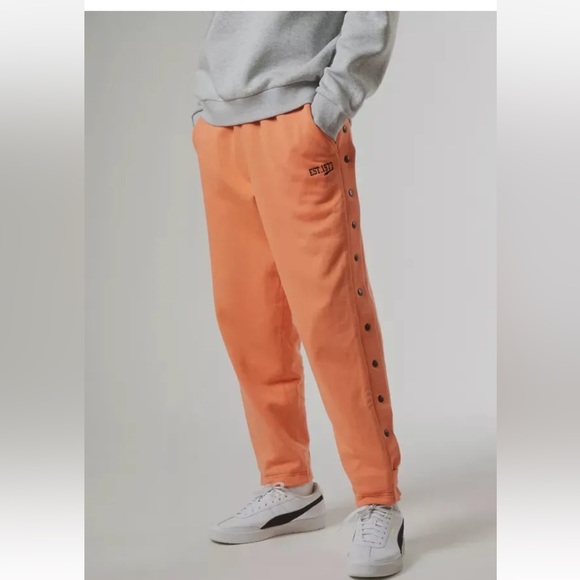 NEW WITH TAGS Puma Men's Orange Cotton Baseline Reversible Track Pant Size XL - Picture 1 of 8